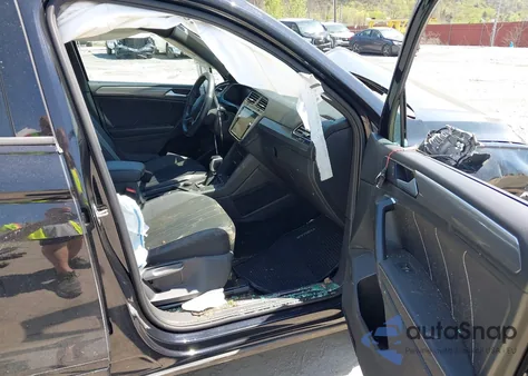 2022 Volkswagen Tiguan 2.0T Se R-Line Black из США, поврежденный, VIN 3VV8B7AX8NM083992